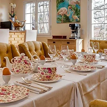 دومين دو بوا ديز أونج 4* Germigny-l'Eveque