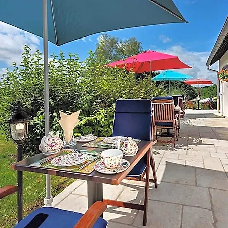 Domaine Du Bois Des Anges 4* Germigny-l'Eveque