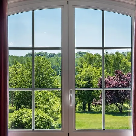 Bed & Breakfast Domaine Du Bois Des Anges 5*