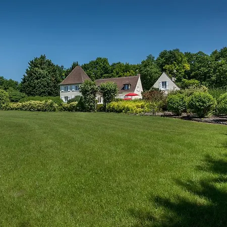 Domaine Du Bois Des Anges 4* Germigny-l'Eveque