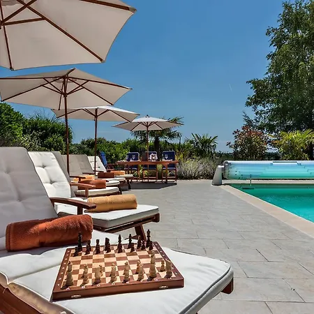Bed & Breakfast Domaine Du Bois Des Anges 5*
