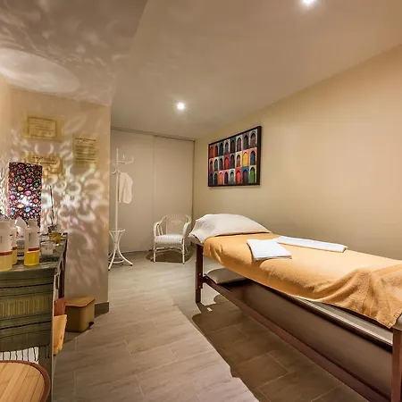 Bed & Breakfast Domaine Du Bois Des Anges 5*