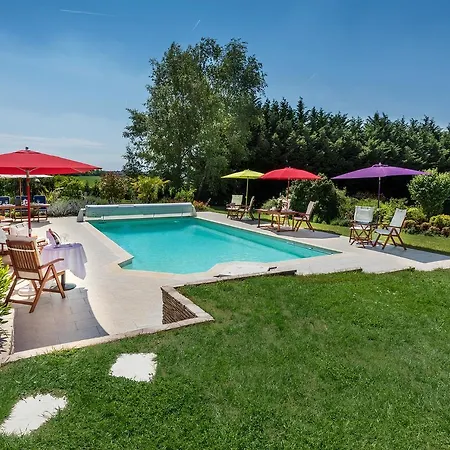 Bed & Breakfast Domaine Du Bois Des Anges 5*