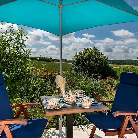 Domaine Du Bois Des Anges Couette-café Germigny-l'Eveque
