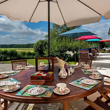 Domaine Du Bois Des Anges 4* Germigny-l'Eveque