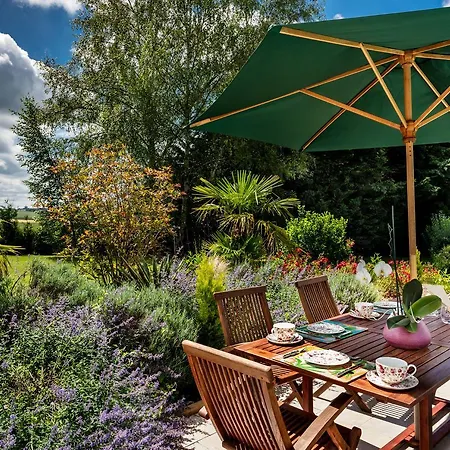 Domaine Du Bois Des Anges 4* Germigny-l'Eveque